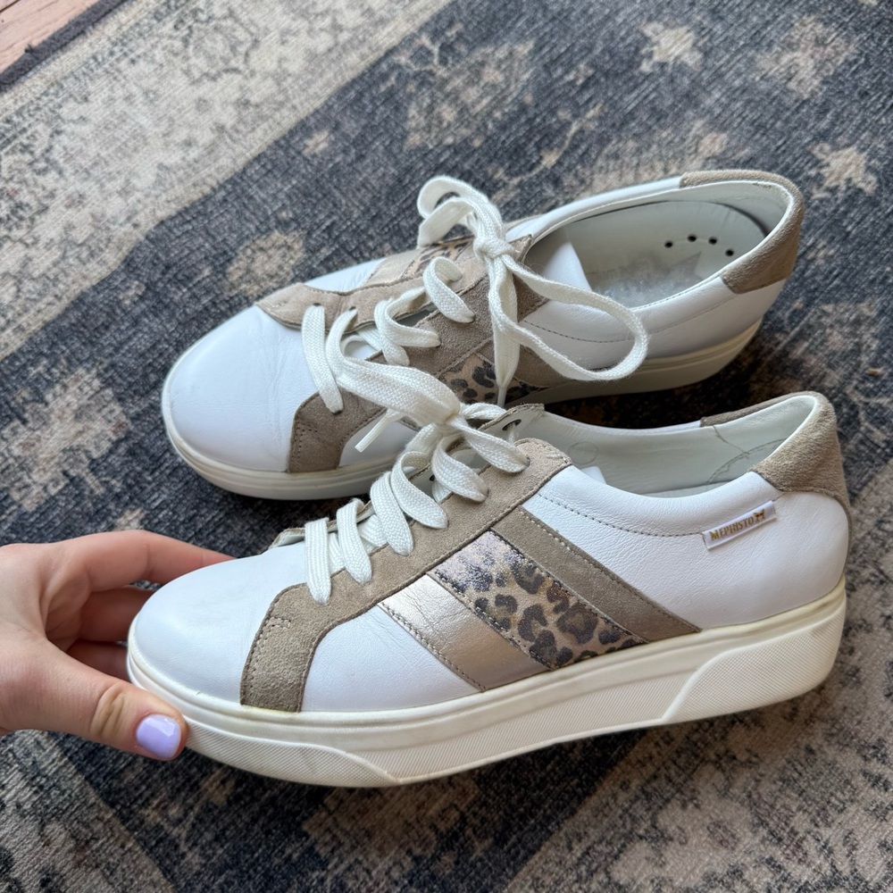Mephisto sneaker white leather platform 7 leopard tan white